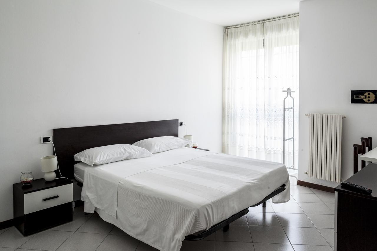 Bed & Breakfast Cesarina Bologna Værelse billede