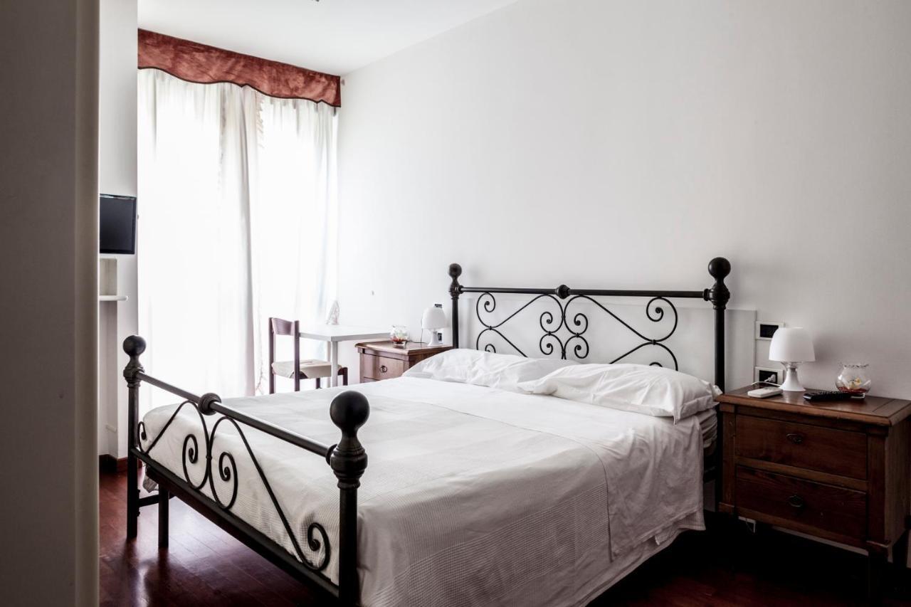 Bed & Breakfast Cesarina Bologna Værelse billede